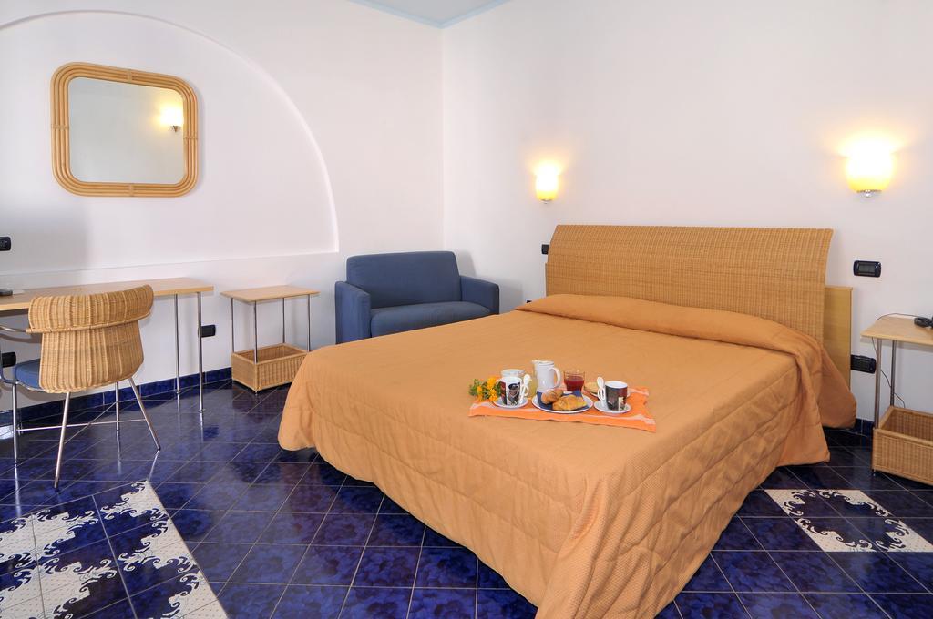 Hotel Aura Vulcano  Exterior photo