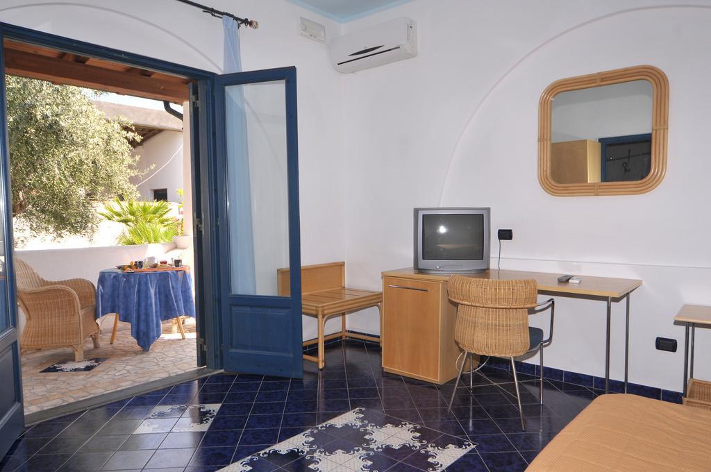 Hotel Aura Vulcano  Exterior photo