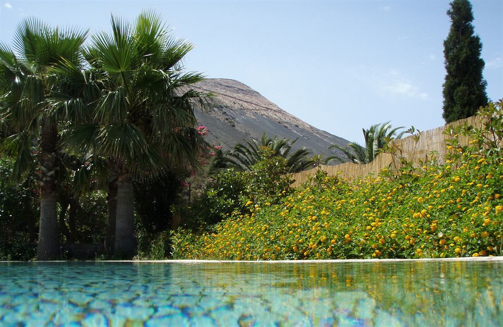 Hotel Aura Vulcano  Exterior photo